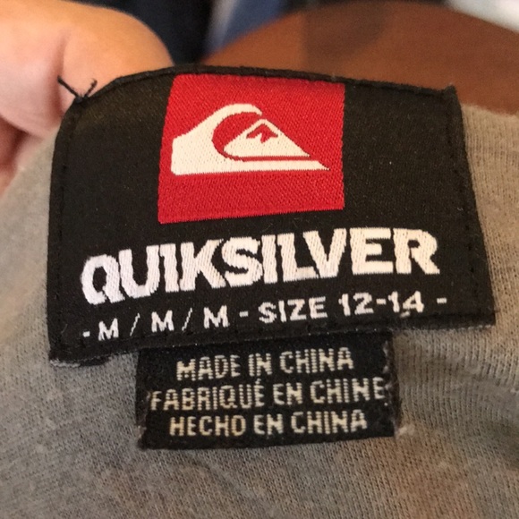 Quicksilver Boys hoodie sweater. SZ 12-14 - prep-owned in crest condition - Picture 6 of 6